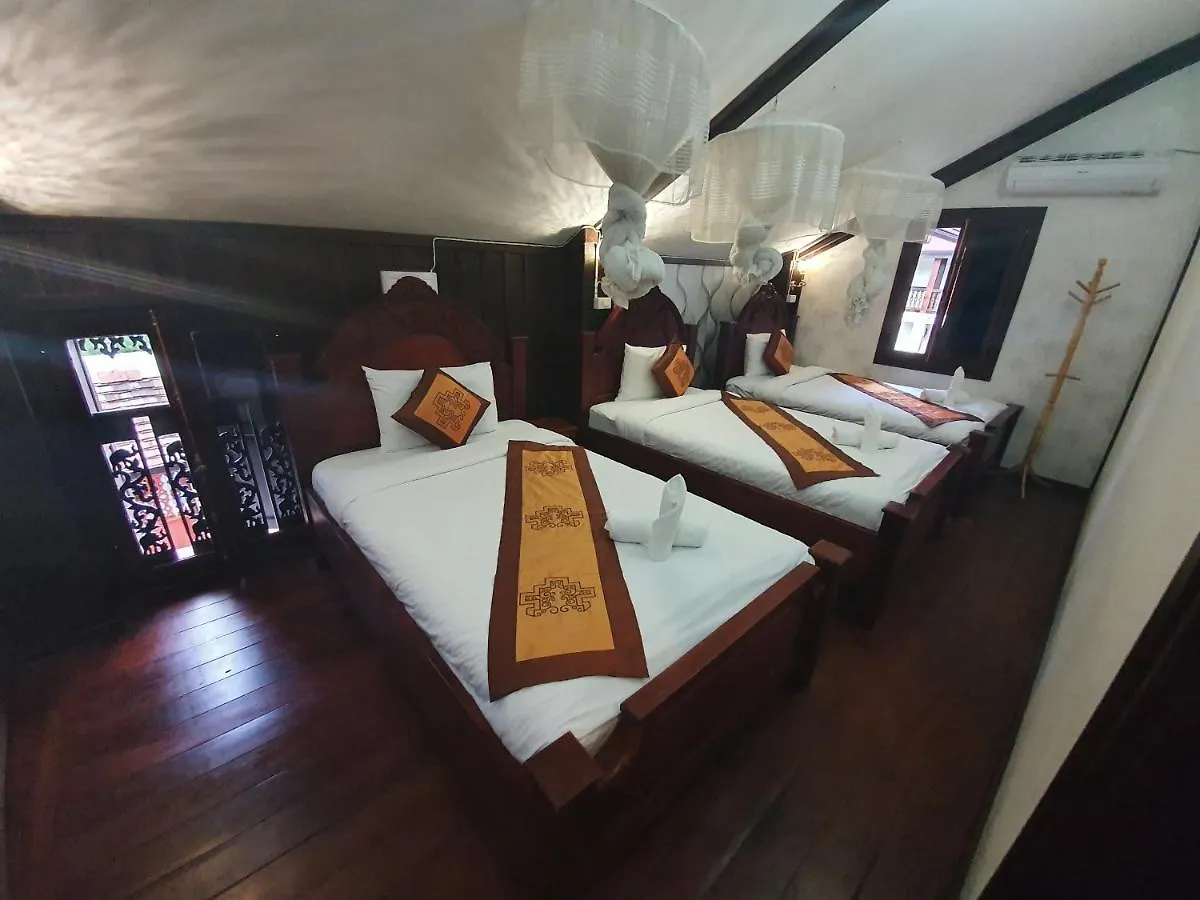Ananta Villa Luang Prabang 3*,  Laos